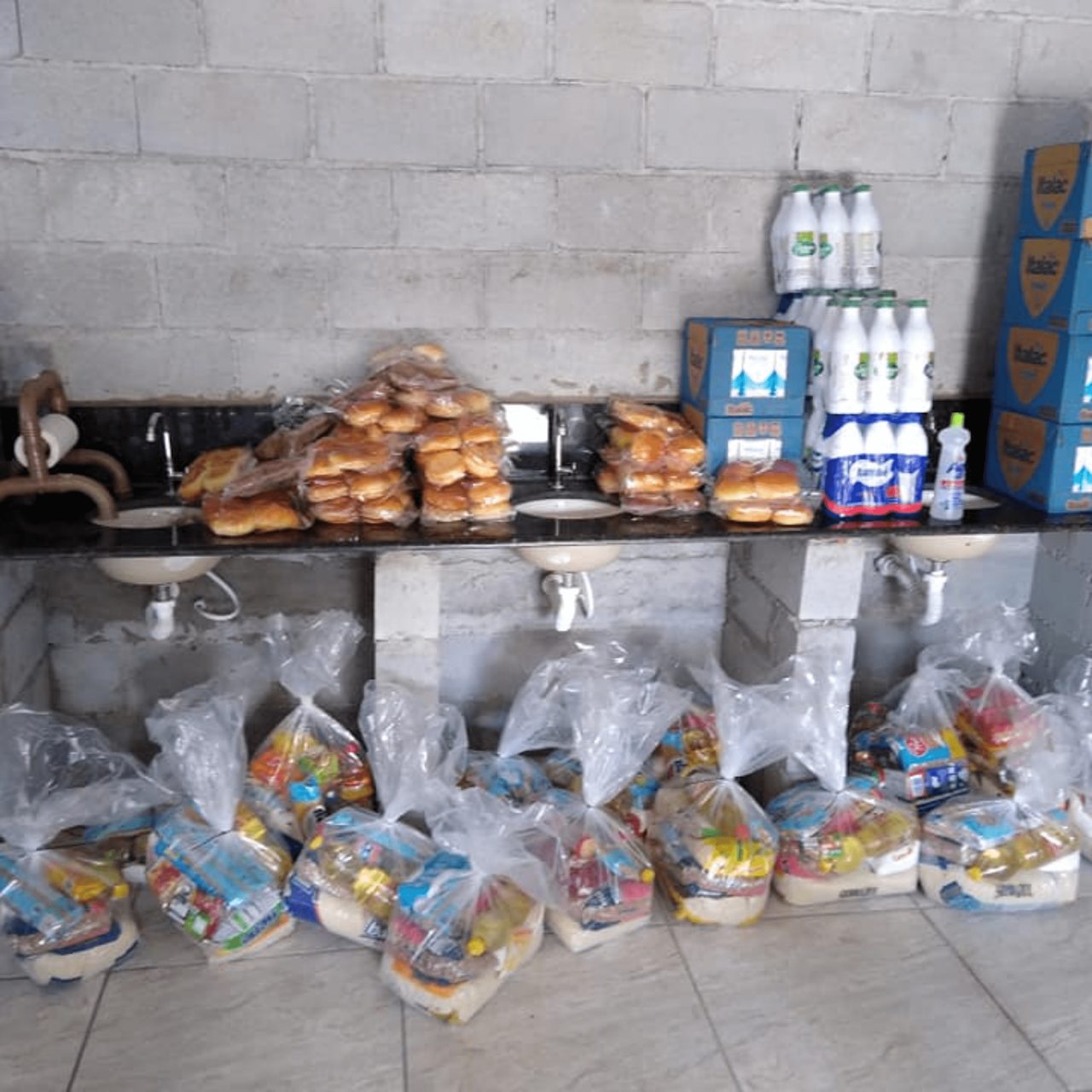 Alimentos a serem distribuídos